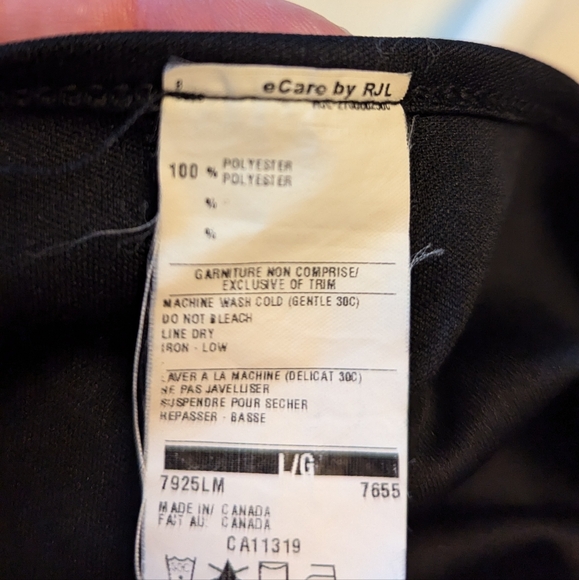 Lot of 3 szL Black sleeveless shirts VGUC - Picture 10 of 10